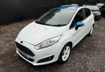 Ford Fiesta 1.0T EcoBoost Zetec White Edition Hatchback 5dr Petrol Manual Eu