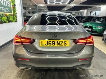 Mercedes A Class A 200 AMG LINE [3X SERVICES & SAT NAV]