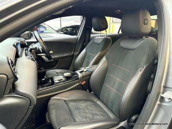 Mercedes A Class A 200 AMG LINE [3X SERVICES & SAT NAV]