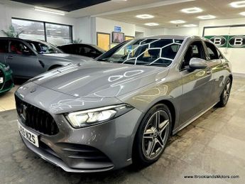 Mercedes A Class A 200 AMG LINE [3X SERVICES & SAT NAV]