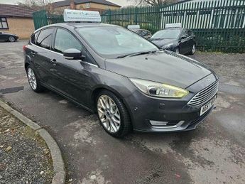 Ford Focus 1.0T EcoBoost Titanium X Euro 6 (s/s) 5dr