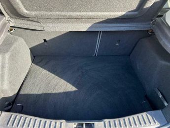 Ford Focus 1.0T EcoBoost Zetec Euro 5 (s/s) 5dr