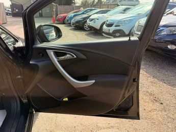 Vauxhall Astra 1.6 16v Exclusiv Auto Euro 5 5dr