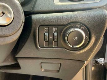 Vauxhall Astra 1.6 16v Exclusiv Auto Euro 5 5dr