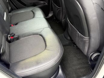 Hyundai IX35 1.7 CRDi SE SUV 5dr Diesel Manual Euro 5 (s/s) (Nav) (115 ps)