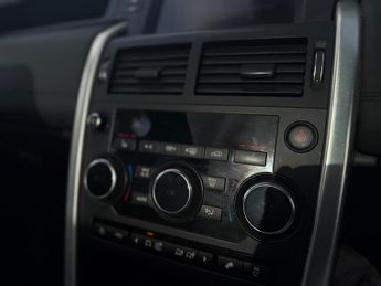 Land Rover Discovery Sport TD4 HSE BLACK