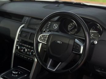 Land Rover Discovery Sport TD4 HSE BLACK