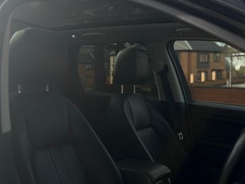 Land Rover Discovery Sport TD4 HSE BLACK