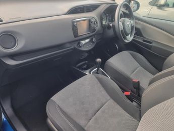 Toyota Yaris VVT-I ICON