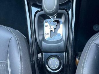Peugeot 2008 1.2 PureTech Allure EAT Euro 6 (s/s) 5dr