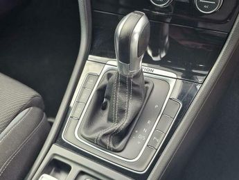 Volkswagen Golf 2.0 TSI BlueMotion Tech R DSG 4Motion Euro 6 (s/s) 5dr