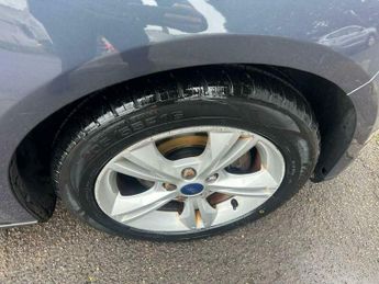 Ford Focus 1.6 Zetec Powershift Euro 5 5dr