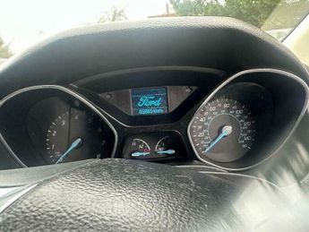 Ford Focus 1.6 Zetec Powershift Euro 5 5dr