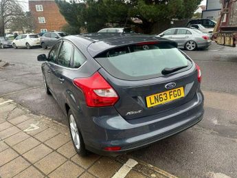 Ford Focus 1.6 Zetec Powershift Euro 5 5dr