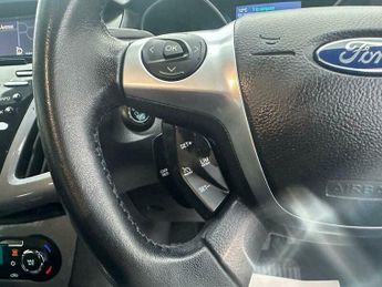 Ford Focus 1.6 Titanium Navigator Powershift Euro 5 5dr