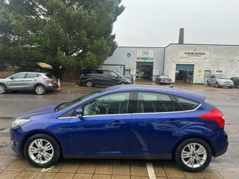 Ford Focus 1.6 Titanium Navigator Powershift Euro 5 5dr