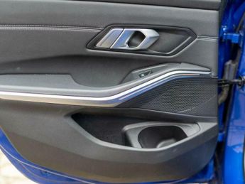 BMW 3 SERIES 2.0 330e 12kWh M Sport Touring Auto Euro 6 (s/s) 5dr