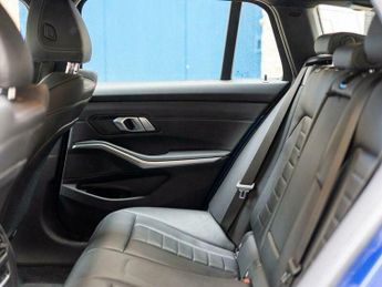 BMW 3 SERIES 2.0 330e 12kWh M Sport Touring Auto Euro 6 (s/s) 5dr