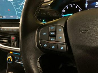 Ford Fiesta 1.0T EcoBoost Titanium Auto Euro 6 (s/s) 5dr