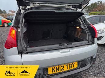 Peugeot 3008 E-HDI ACCESS