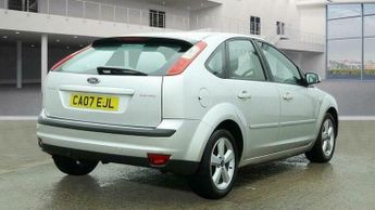 Ford Focus 1.6 Zetec Climate 5dr