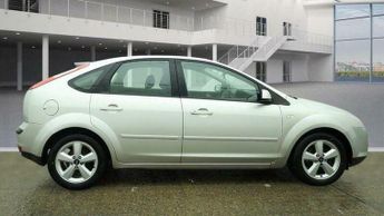 Ford Focus 1.6 Zetec Climate 5dr