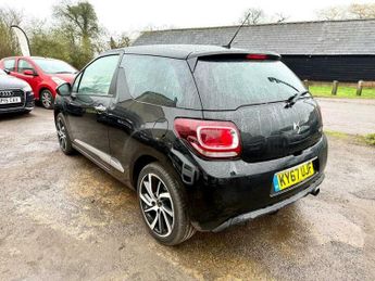 DS AUTOMOBILES 3 1.2 PureTech Connected Chic Euro 6 (s/s) 3dr