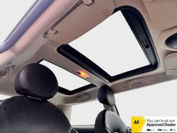 MINI Hatch 1.6 Cooper Steptronic Euro 5 3dr