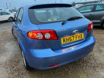 Chevrolet Lacetti 1.6 SX 5dr