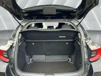 Toyota Yaris 1.5 VVT-h Design E-CVT Euro 6 (s/s) 5dr