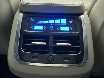 Volvo XC90 2.0 D5 PowerPulse Inscription Auto 4WD Euro 6 (s/s) 5dr