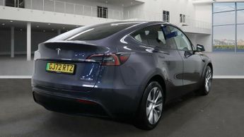 Tesla Model Y LONG RANGE AWD