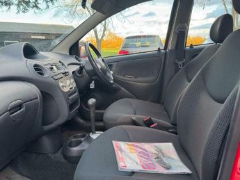 Toyota Yaris 1.3 VVT-i T Spirit 5dr