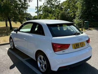 Audi A1 TFSI SPORT NAV