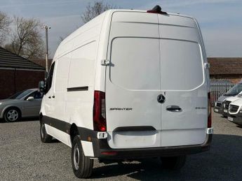 Mercedes-Benz Sprinter 2.1 316 CDI Panel Van 5dr Diesel Manual RWD L2 H2 Euro 6 (s/s) (