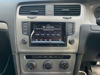 Volkswagen Golf SE TDI BLUEMOTION TECHNOLOGY DSG