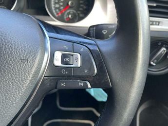 Volkswagen Golf SE TDI BLUEMOTION TECHNOLOGY DSG