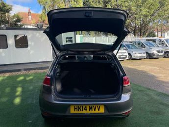 Volkswagen Golf SE TDI BLUEMOTION TECHNOLOGY DSG