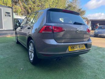Volkswagen Golf SE TDI BLUEMOTION TECHNOLOGY DSG