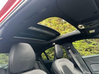 Volvo S60 2.0h T8 Twin Engine 11.6kWh R-Design Plus Auto AWD Euro 6 (s/s) 