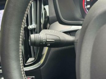 Volvo S60 2.0h T8 Twin Engine 11.6kWh R-Design Plus Auto AWD Euro 6 (s/s) 