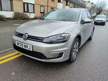 Volkswagen Golf 35.8kWh e-Golf Auto 5dr