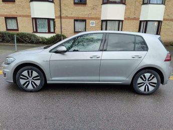 Volkswagen Golf 35.8kWh e-Golf Auto 5dr