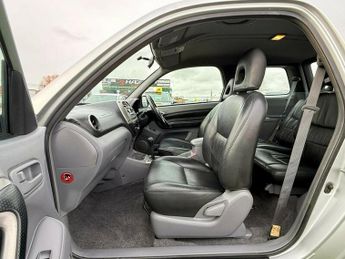 Toyota RAV4 2.0 VVT-i NRG 4WD 3dr