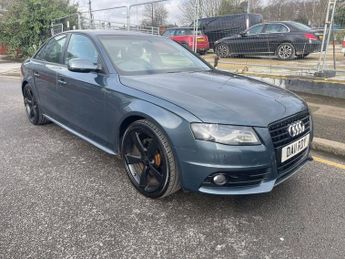 Audi A4 TDI S LINE BLACK EDITION