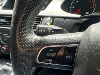 Audi A4 TDI S LINE BLACK EDITION