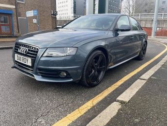 Audi A4 TDI S LINE BLACK EDITION