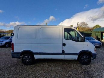 Renault Master 2.2 TD dCi 28 FWD L1 H1 4dr