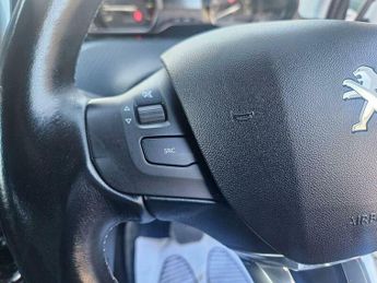 Peugeot 208 1.2 PureTech Allure EAT Euro 6 (s/s) 5dr