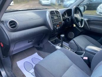Toyota RAV4 2.0 VVT-i XT-R 4WD 5dr